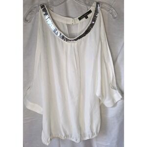 Love Stitch  Womens Size S White Cold Shoulder Top Chain Shiny Metal Pattern